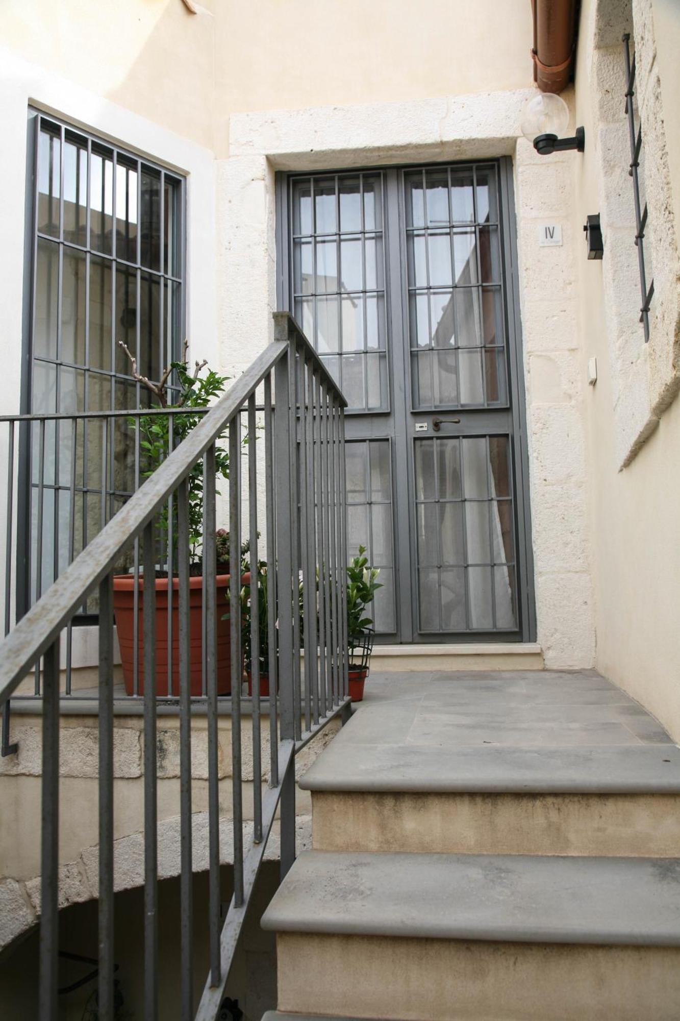 Lanterne Magiche Ortigia - Dependances Apartment Syracuse Bagian luar foto