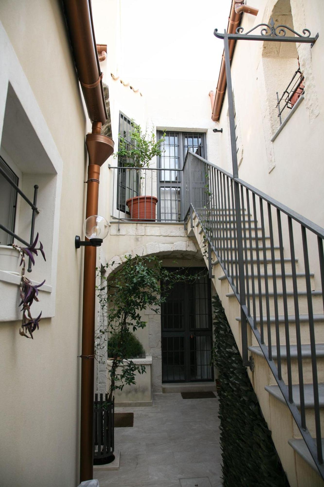 Lanterne Magiche Ortigia - Dependances Apartment Syracuse Bagian luar foto